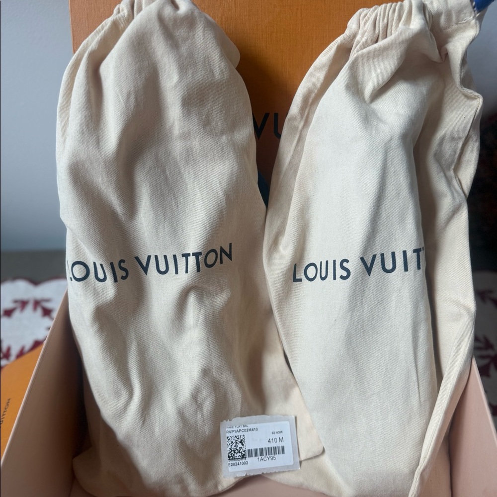 Louis Vuitton Black Mesh Flats - Picture 3 of 12